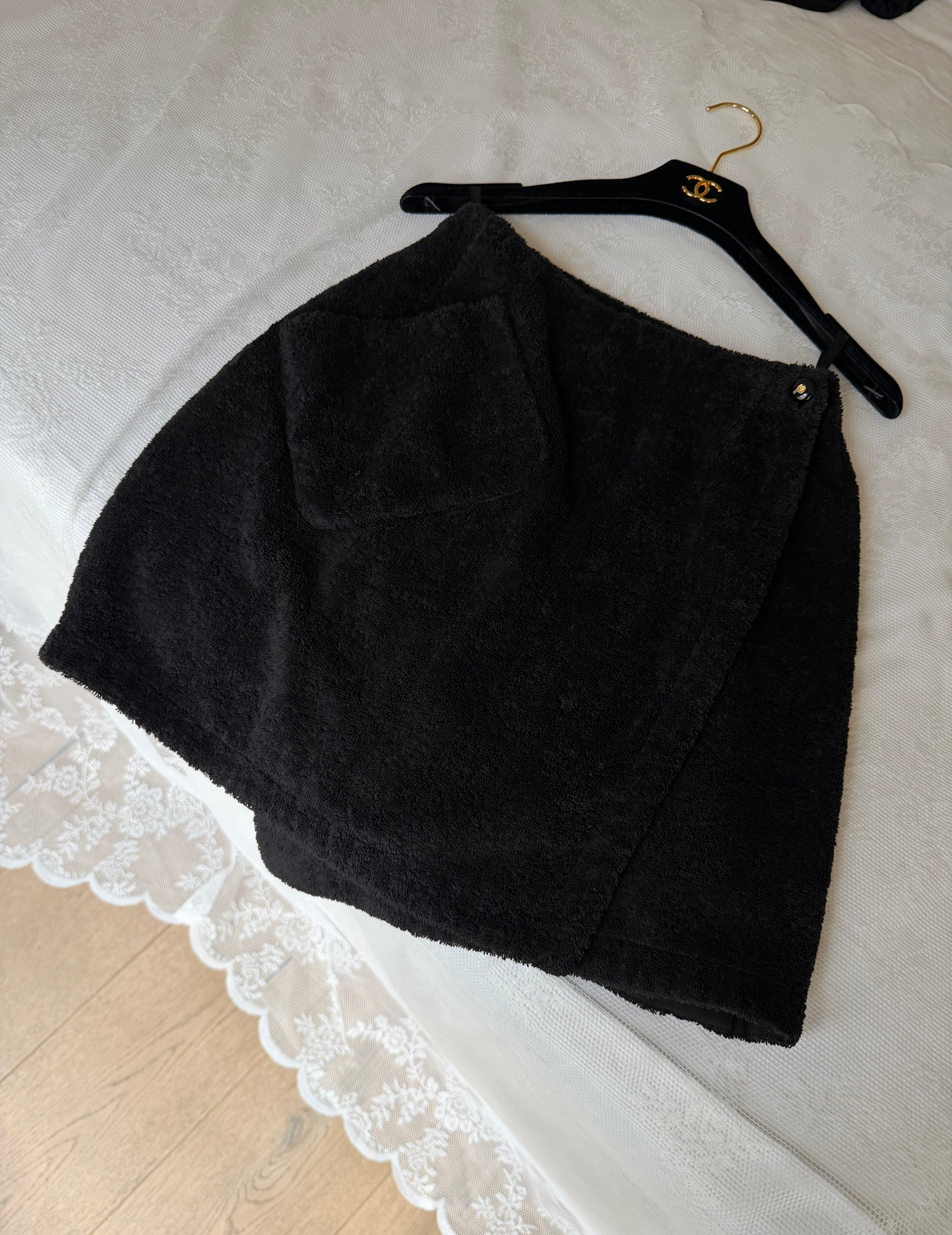 1992 black terry cloth 'towel' skirt, size 34