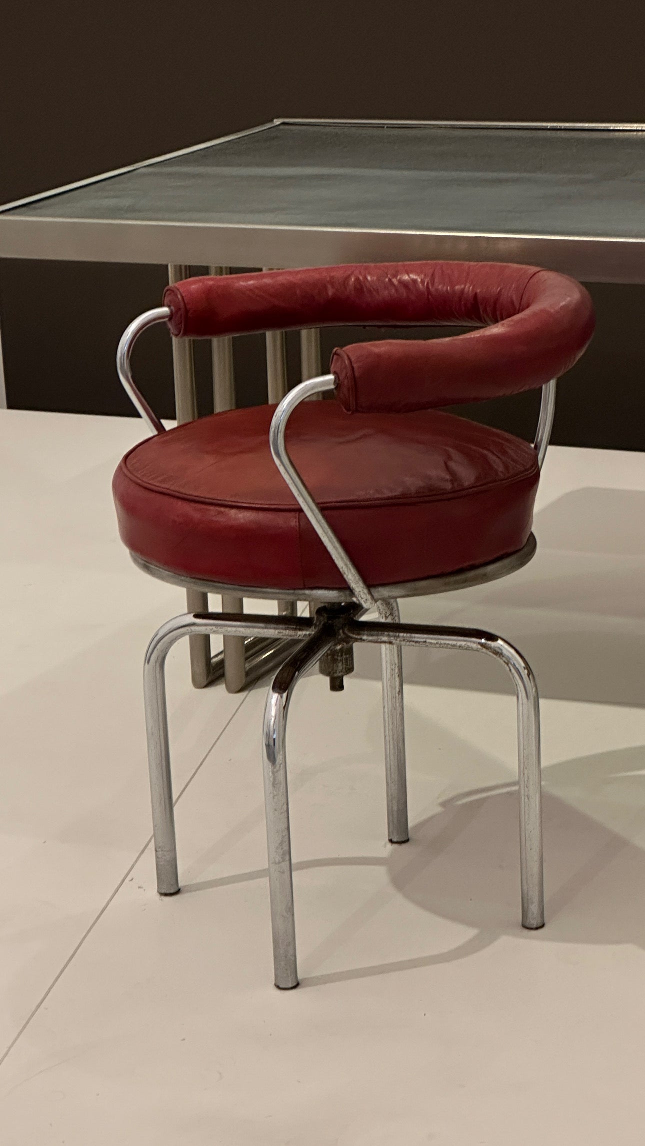 1990 LBJ colorful lining - SIZE 40