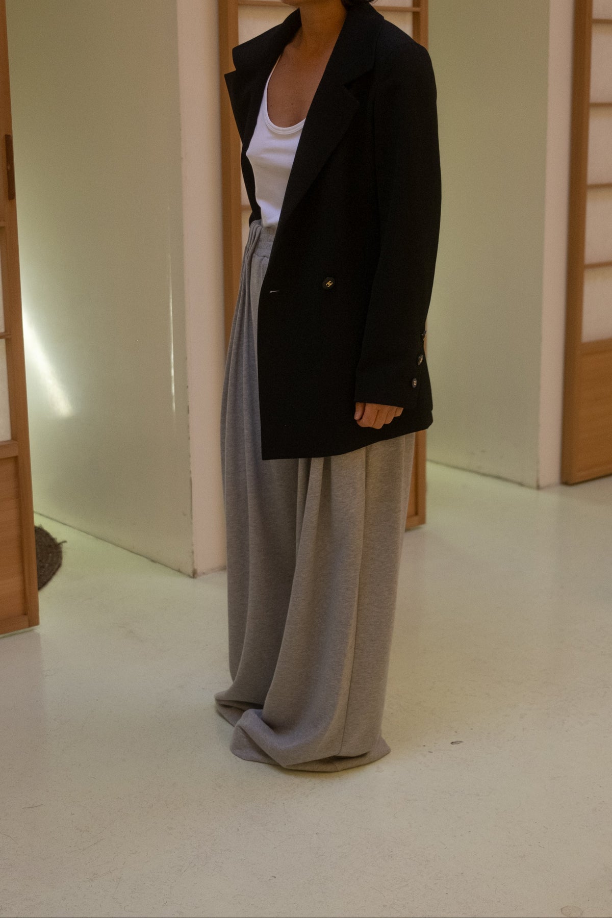 1994 BLACK BLAZER, SIZE 34/36