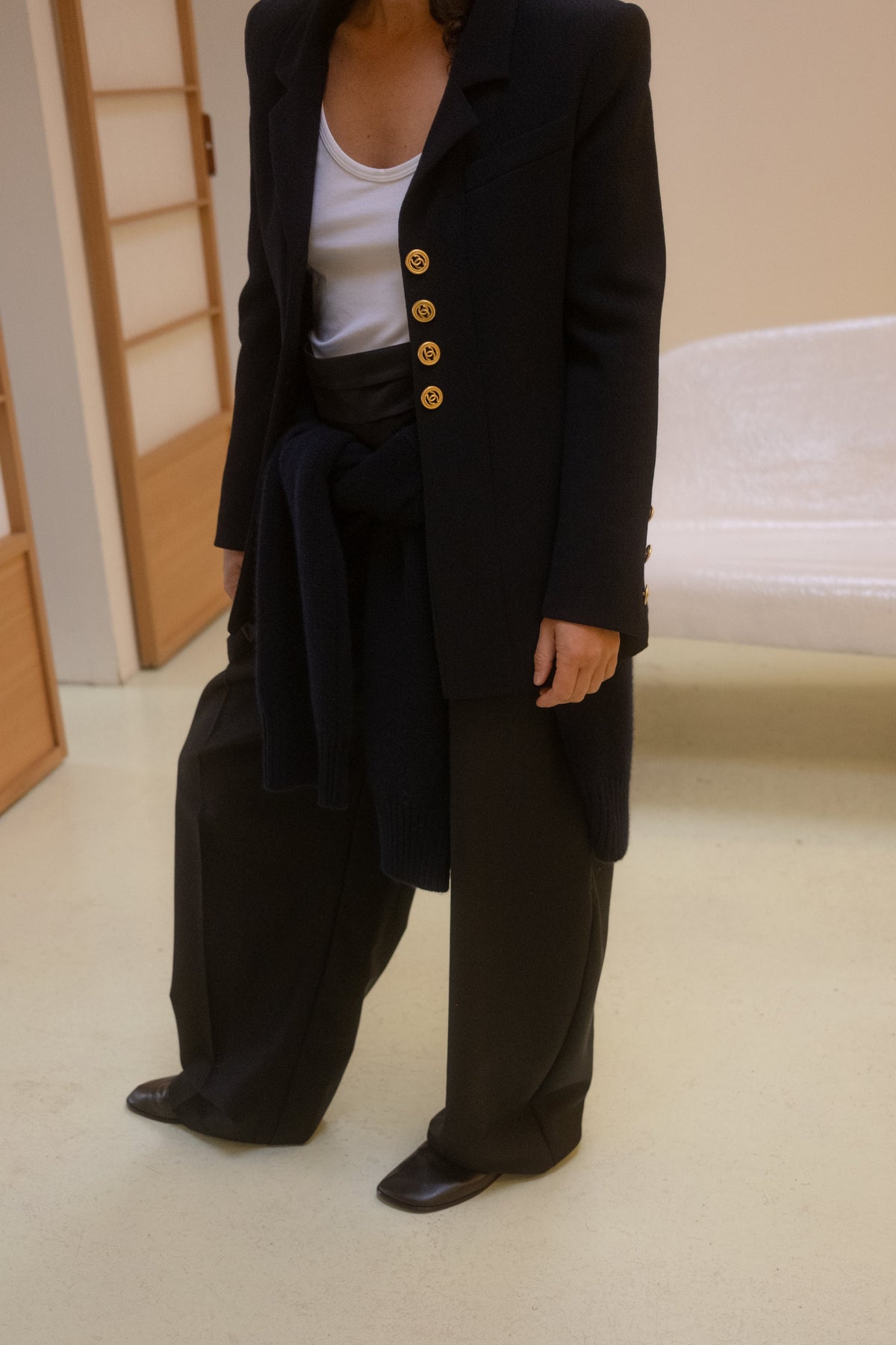 1993 NAVY BLAZER, SIZE 34/36