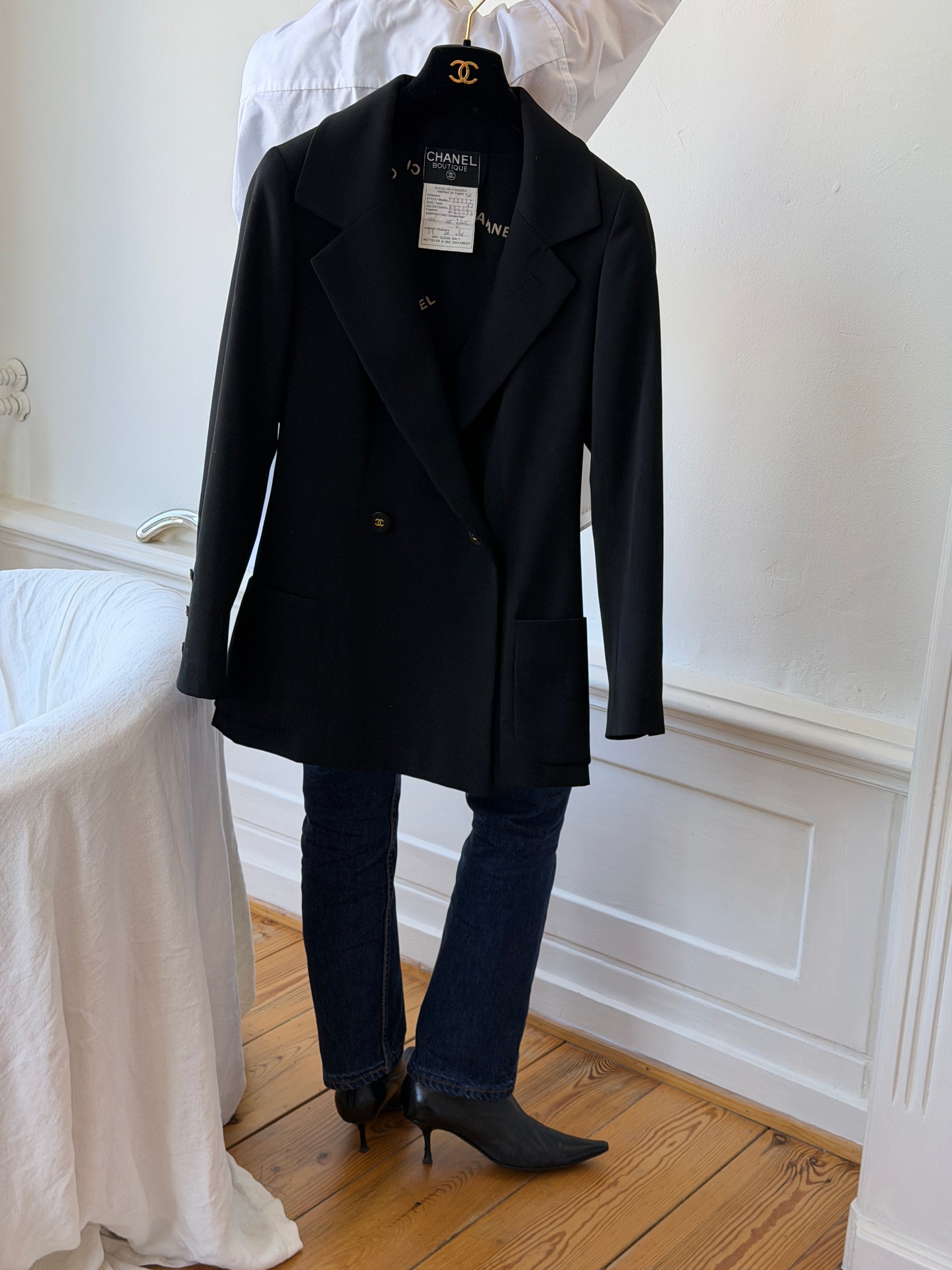 1994 BLACK BLAZER, SIZE 34/36