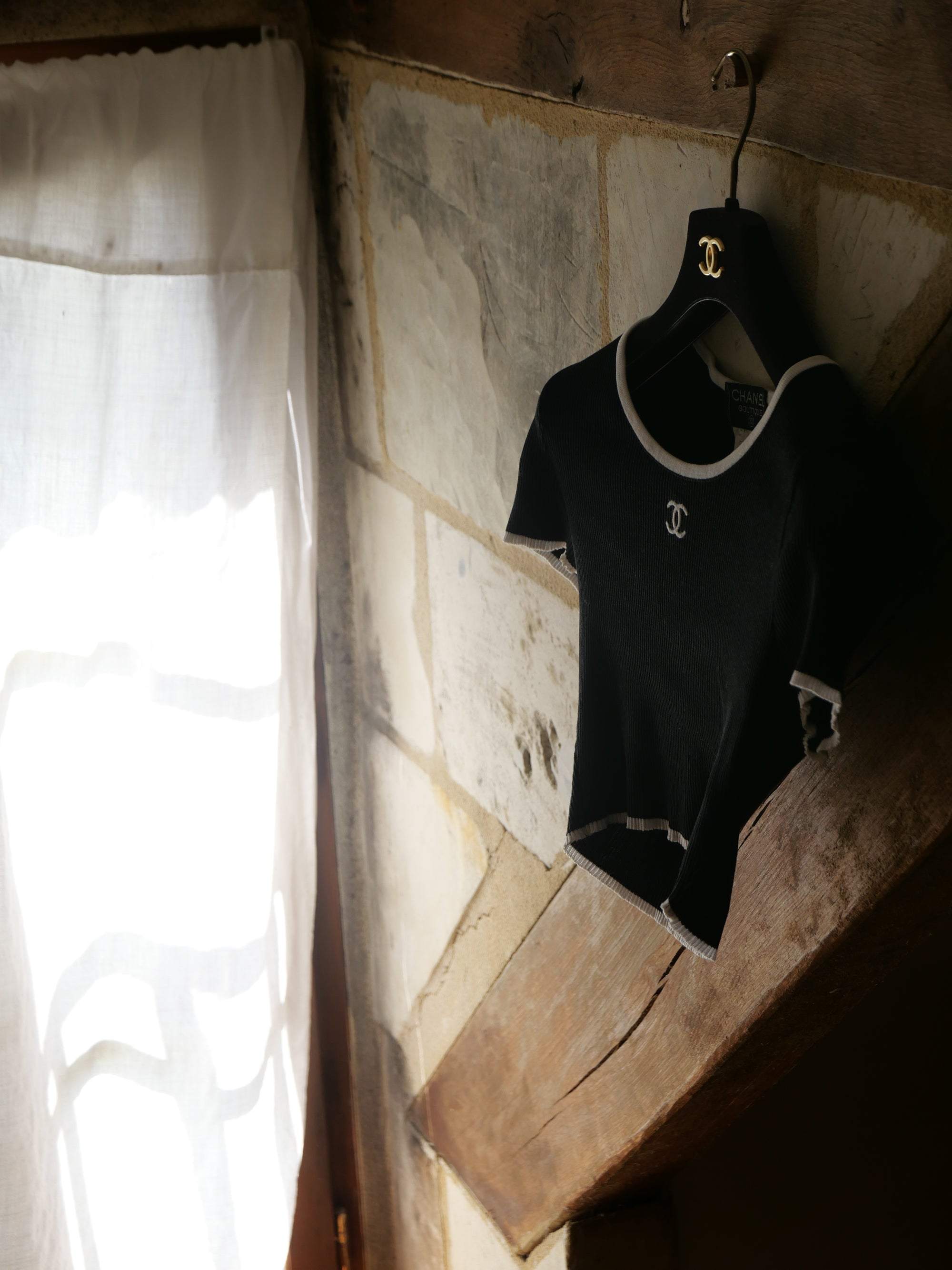 1995 CONTRAST LOGO TOP, SIZE 34/36