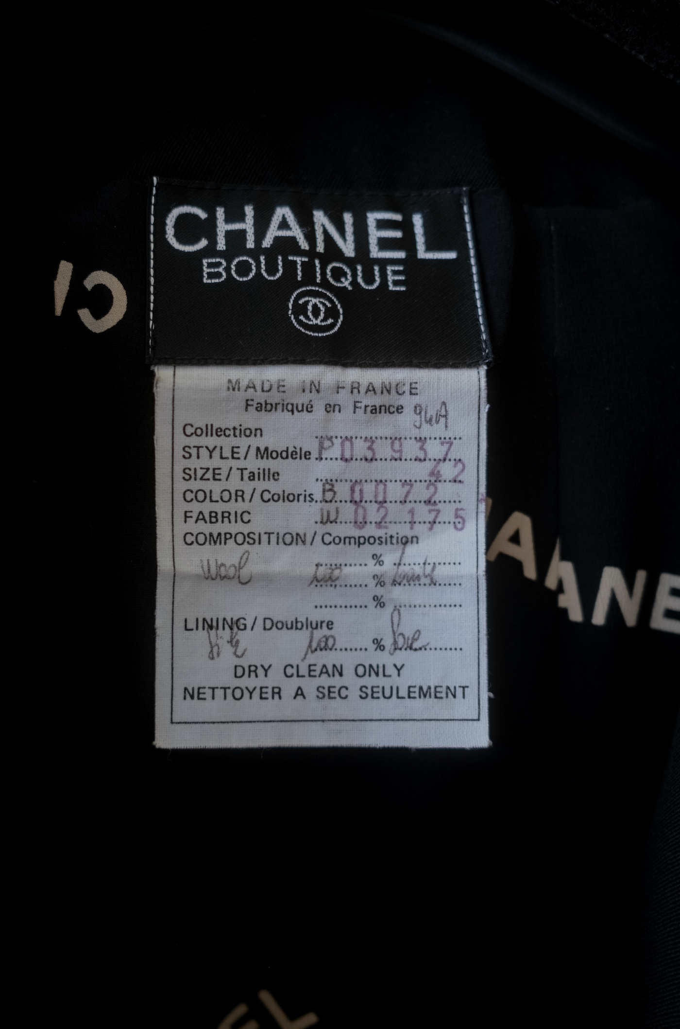 1994 BLACK BLAZER, SIZE 34/36