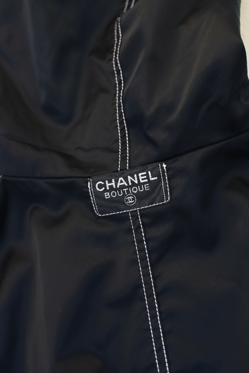 1996 OVERSIZED BLACK COAT, SIZE 40/42