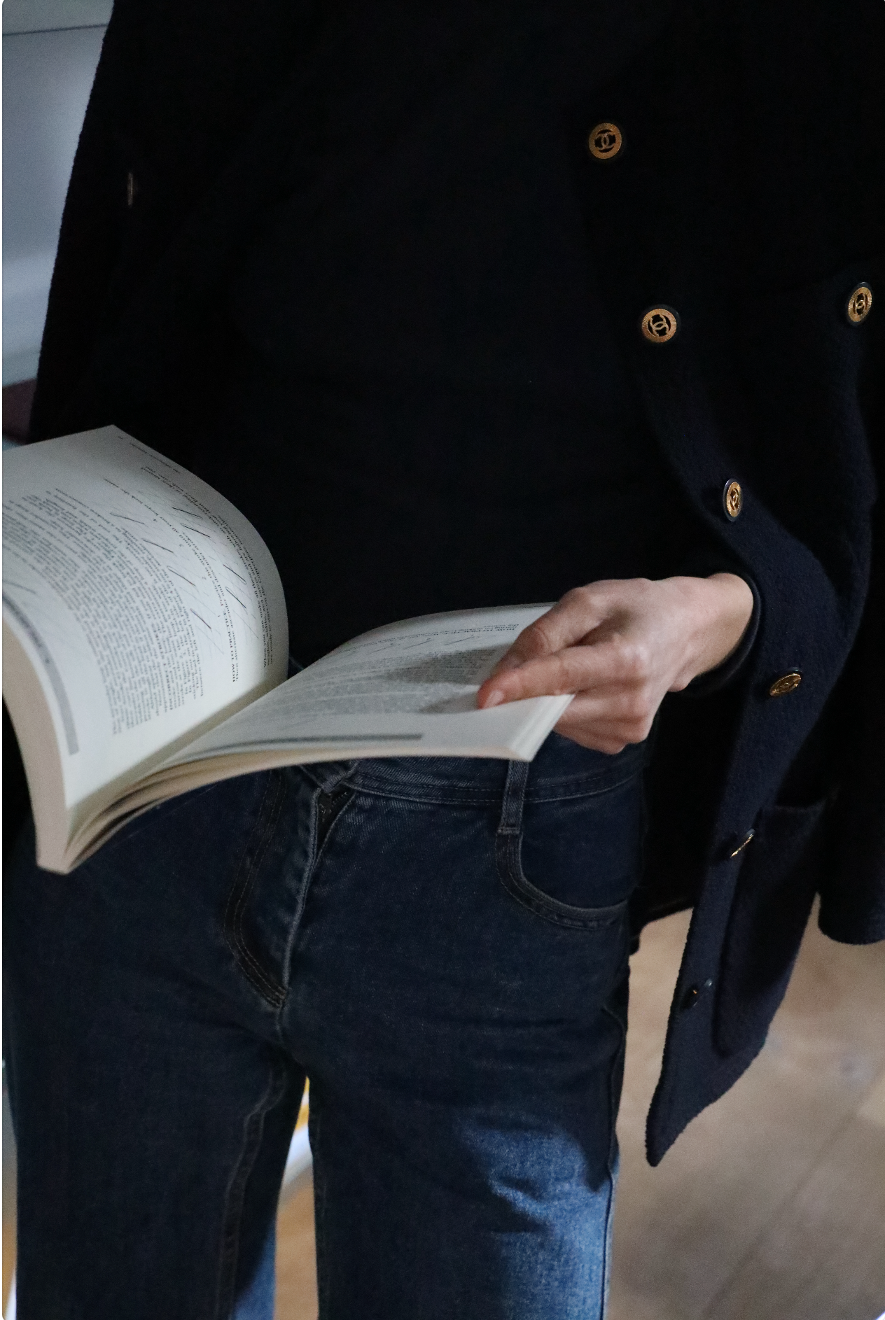 1991 NAVY JACKET - SIZE 34