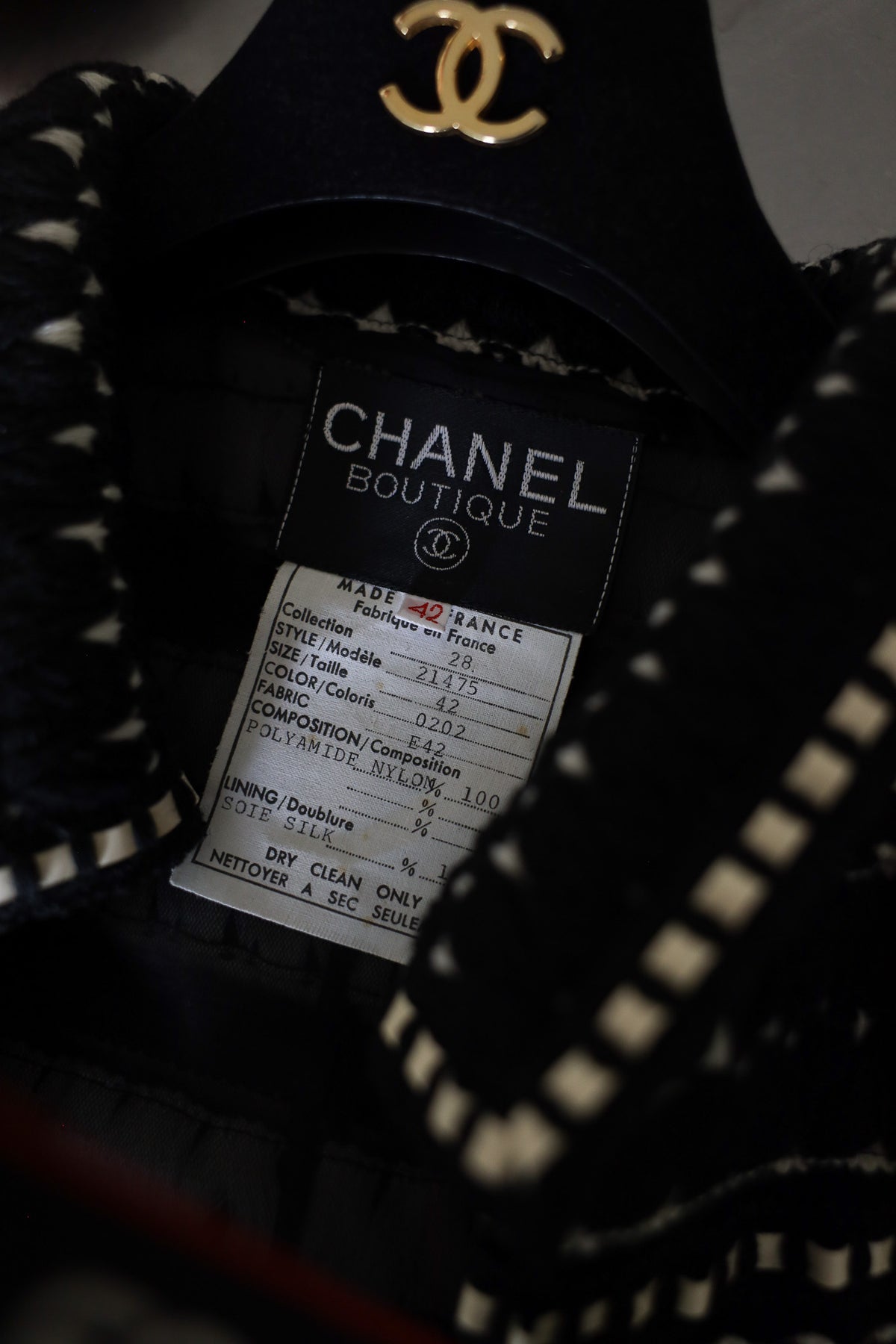 1992 BLACK-WHITE TWEED JACKET, SIZE 34/36