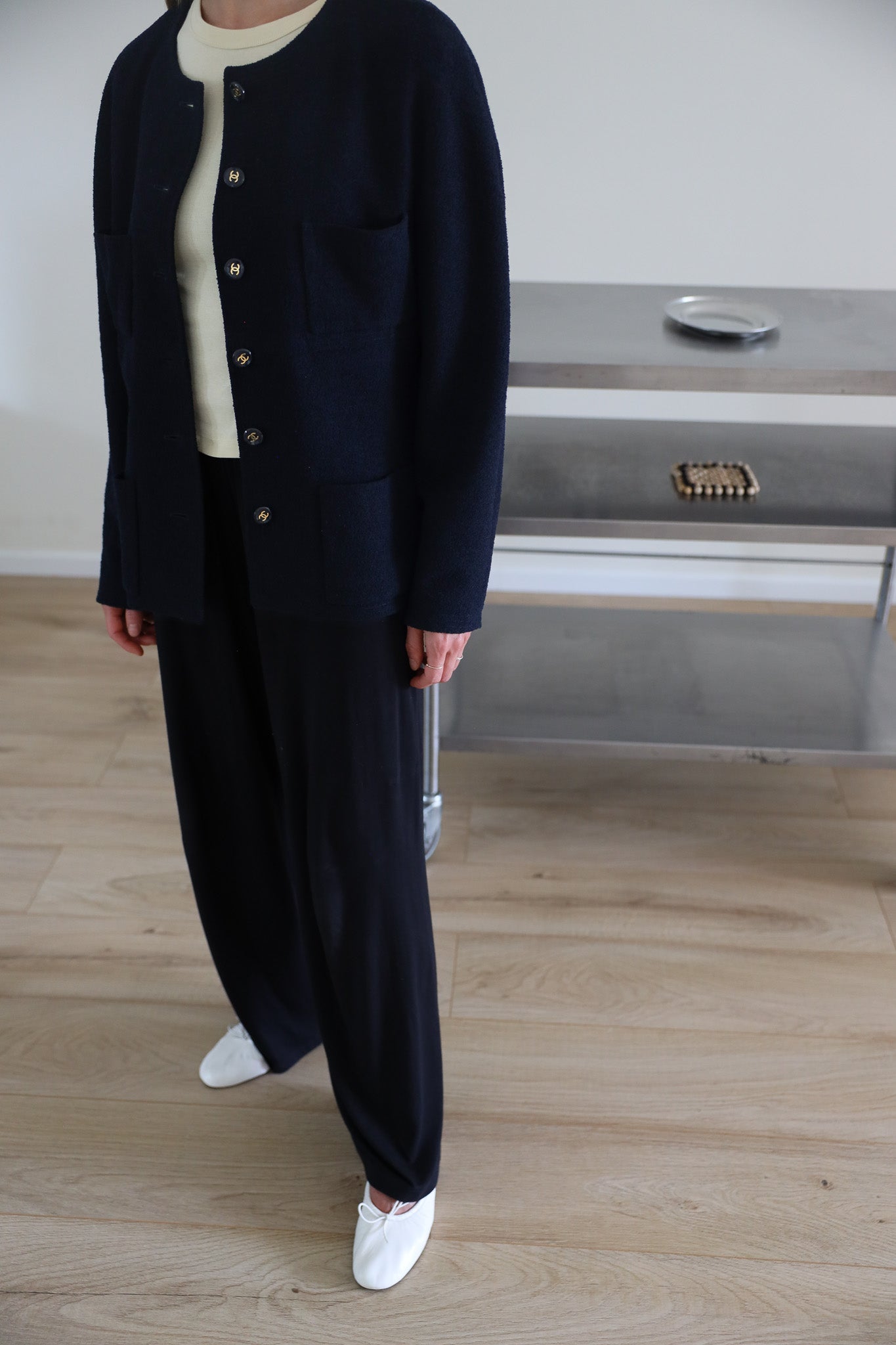 1995 NAVY COLLARLESS BOUCLÉ JACKET, SIZE 40